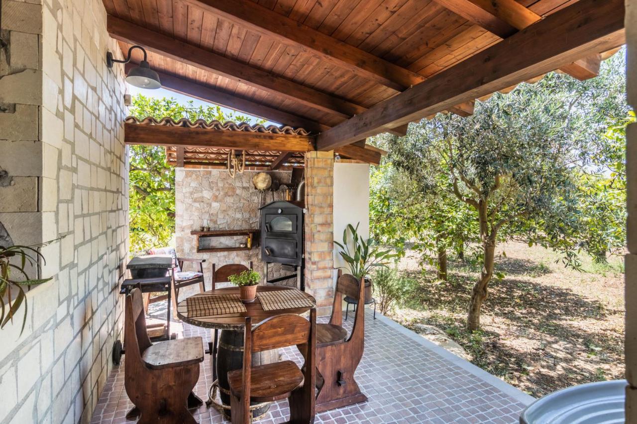 Villa Suq With Pool, Parking & Wifi Noto Exterior foto